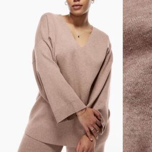 Wilfred Free Aritzia Souvenir Sweater Oversized V-neck pullover Women's Size 3